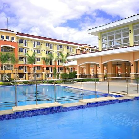 Ar02 1Bedroom Condo Unit With Free Pool, Hbo, Netflix & Wifi Davao City Eksteriør bilde