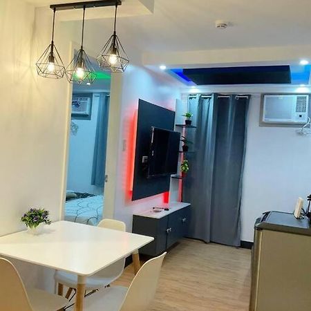 Ar02 1Bedroom Condo Unit With Free Pool, Hbo, Netflix & Wifi Davao City Eksteriør bilde