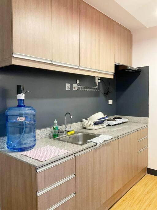 Ar02 1Bedroom Condo Unit With Free Pool, Hbo, Netflix & Wifi Davao City Eksteriør bilde